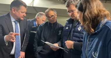 МАГАТЕ фіксує зниження потужності двох АЕС