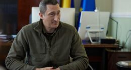 Чернишов пропонує українцям роботу на оборонку і бронь від мобілізації