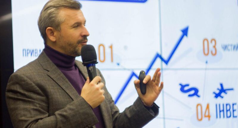 Анатолій Амелін