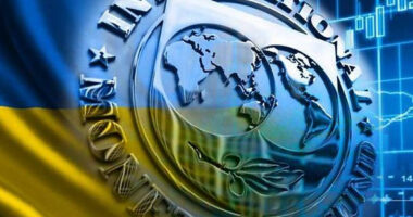 МВФ може припинити виплати Україні