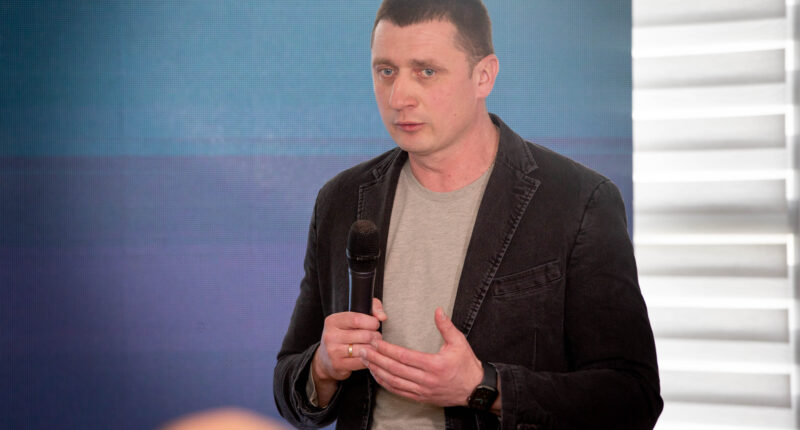 Мер Ладижина Олександр Коломієць