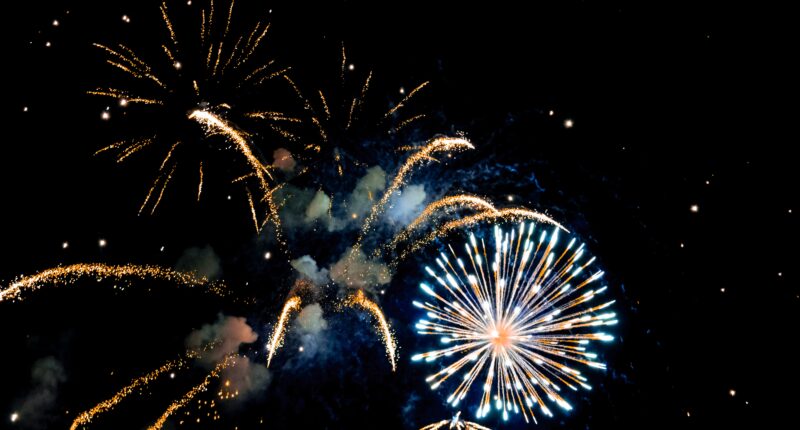 В Україні заборонили феєрверки та салюти