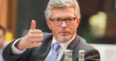 Мельник про підготовку дипломатів