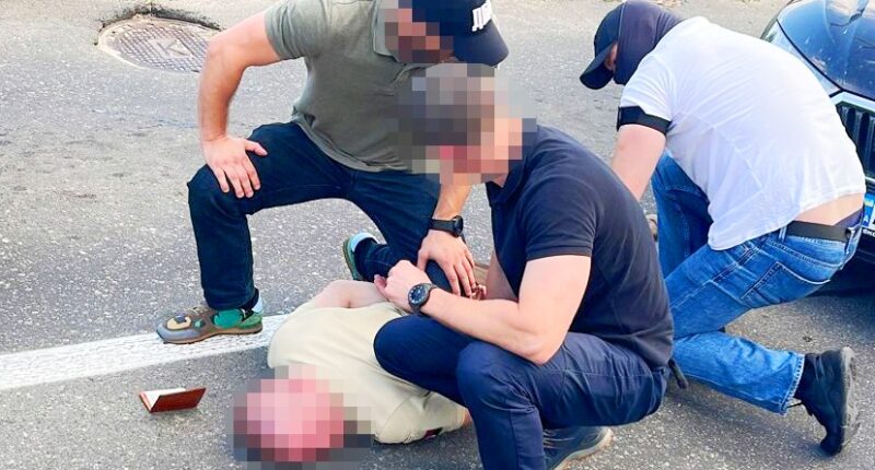 У Києві затримали хабарника з ВЛК