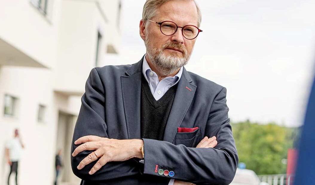 Фіала про ціни на снаряди для України