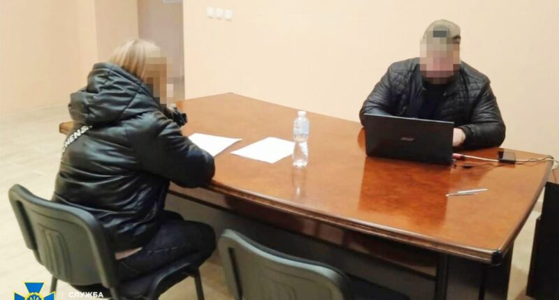 В Ізюмі викрили інформаторку РФ, яка випитувала позиції ЗСУ серед клієнтів салону краси