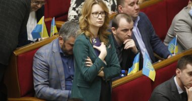 Підласа про виплати військовим