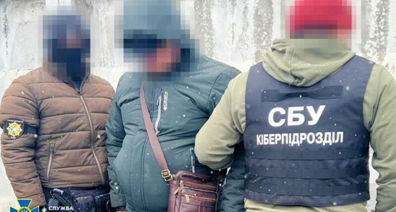 У Києві викрили зрадника, який шпигував за військовими та хотів влаштуватися на оборонний завод