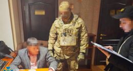 Заступника голови Запорізької облради та його спільників спіймали на хабарі