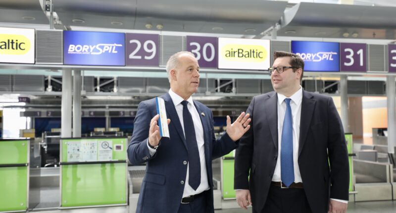 airBaltic про відновлення польотів в Україні