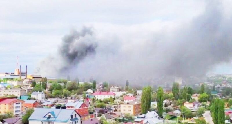 У Воронежі горить електромеханічний завод “Єлмаш”