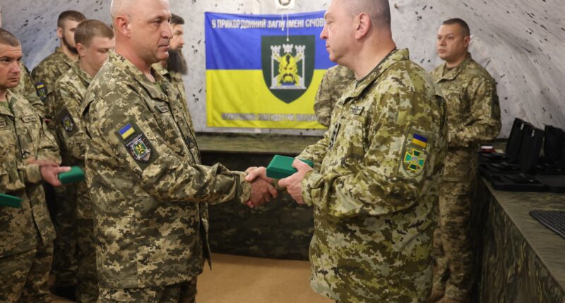 Дейнеко на кордоні