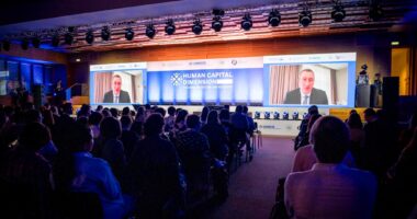 Віцепрем’єр-міністр України Олексій Чернишов