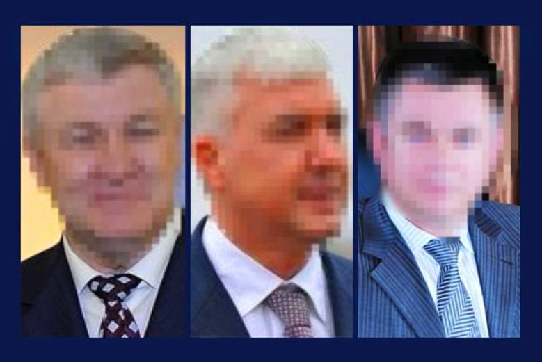 Трьох ексміністрів оборони України підозрюють у держзраді