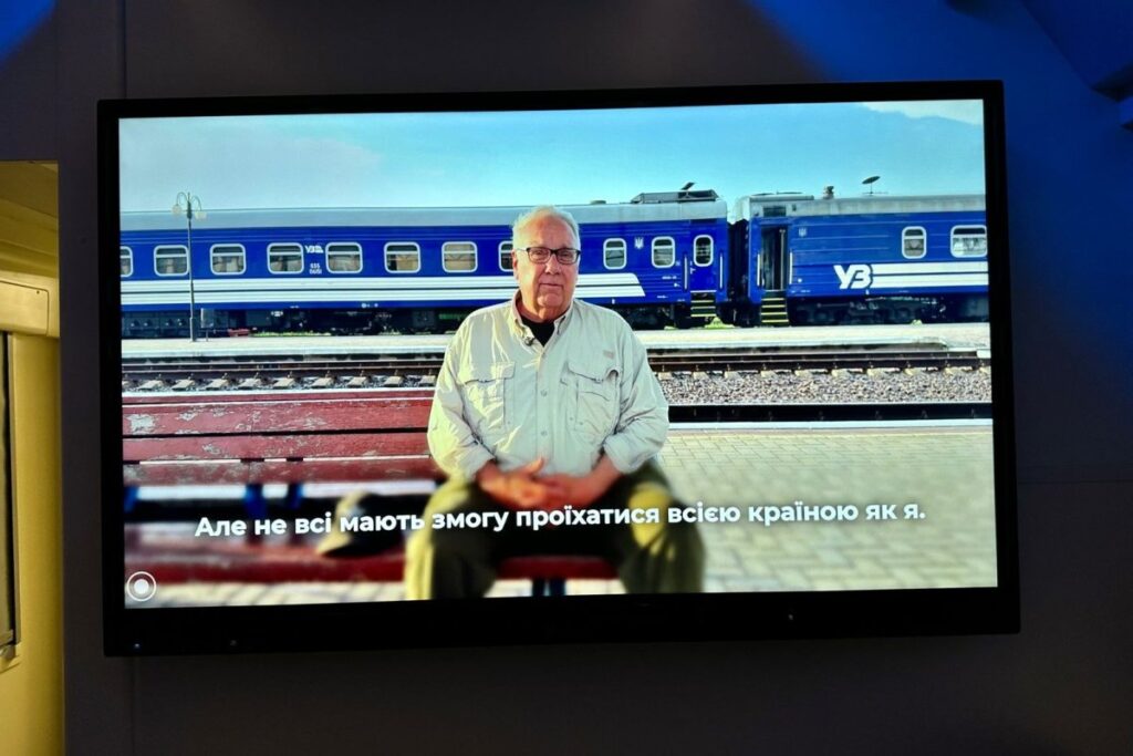 Американський підприємець Баффет відвідав прикордонників та відкрив власну фотовиставку в Одесі 6