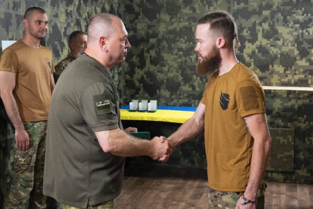 Голова ДПСУ Дейнеко нагородив прикордонників у підрозділах на передовій 2