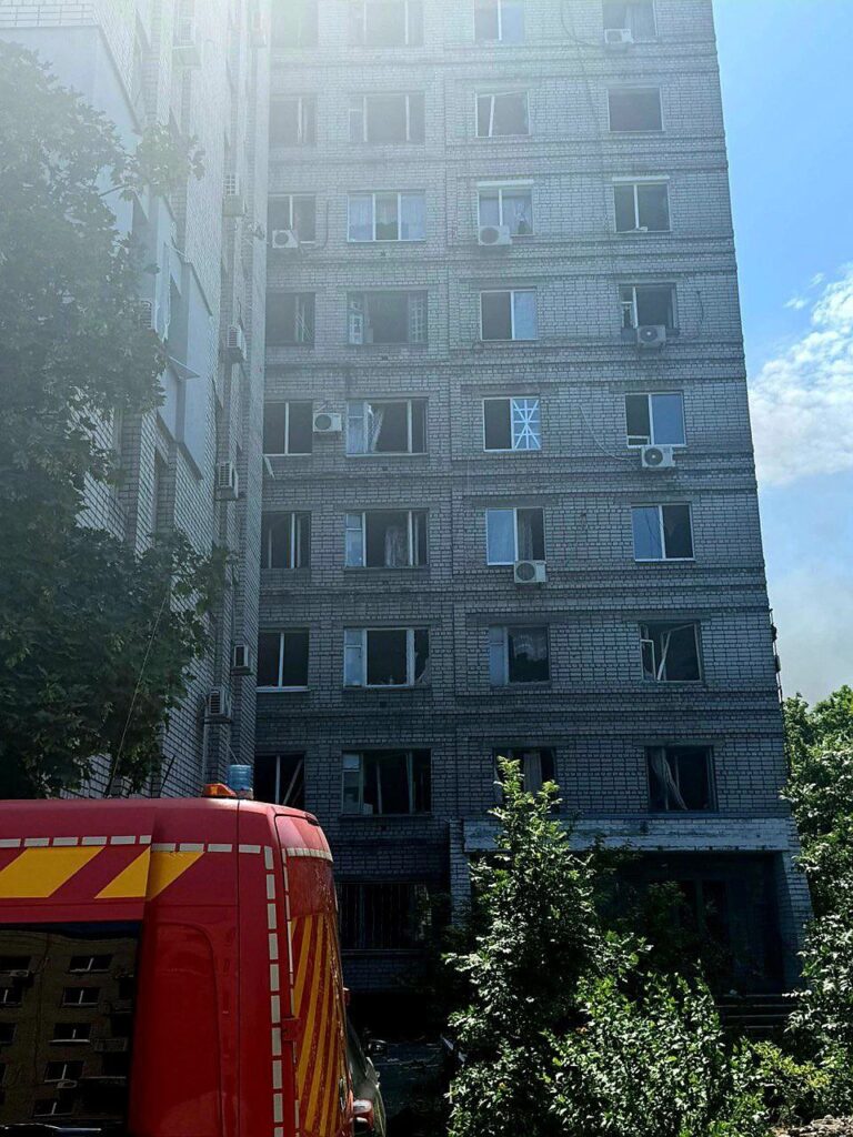 Армія РФ атакувала балістикою Дніпро 11