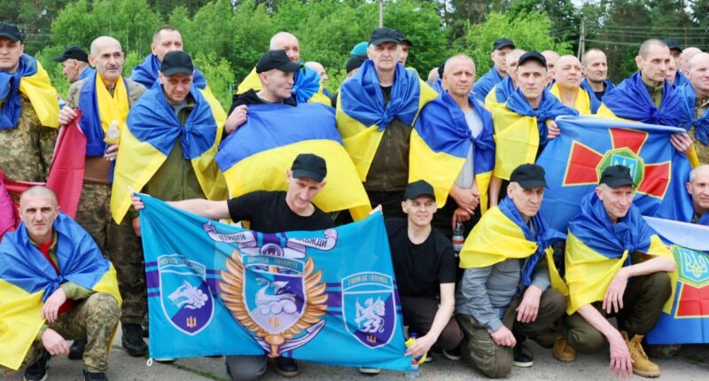 В Україну повернули ще одну групу важкохворих захисників в рамках Стамбульських домовленостей