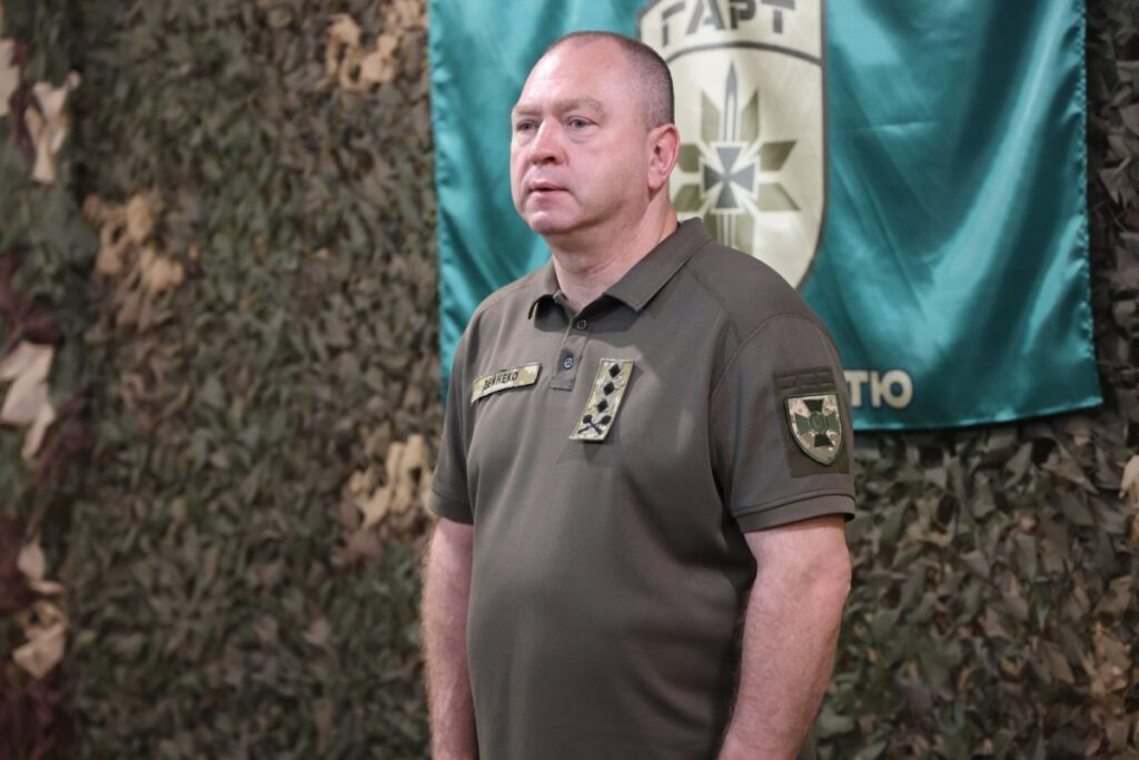Глава ДПСУ Дейнеко відвідав прикордонників на передових позиціях та вручив відзнаки 5