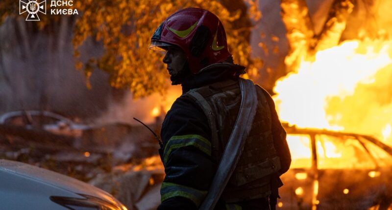 масована атака безпілотників