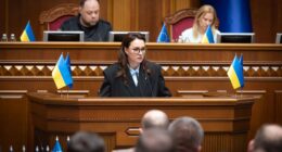 Свириденко про виїзд за кордон чоловіків