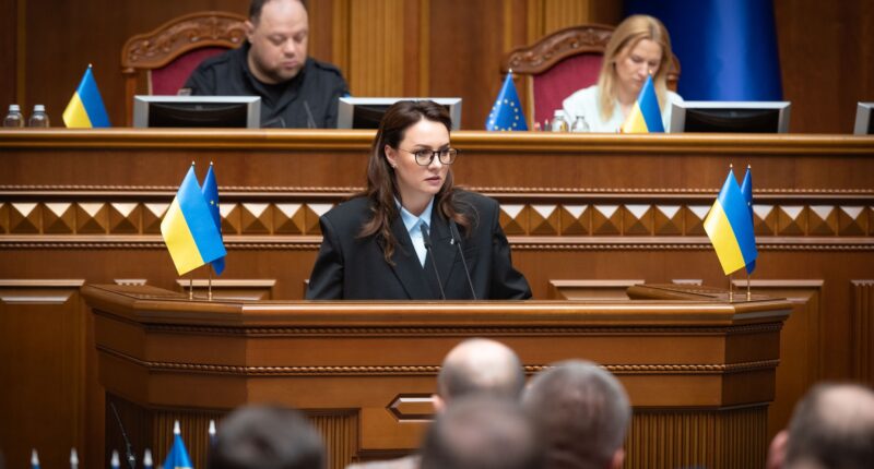Свириденко про виїзд за кордон чоловіків