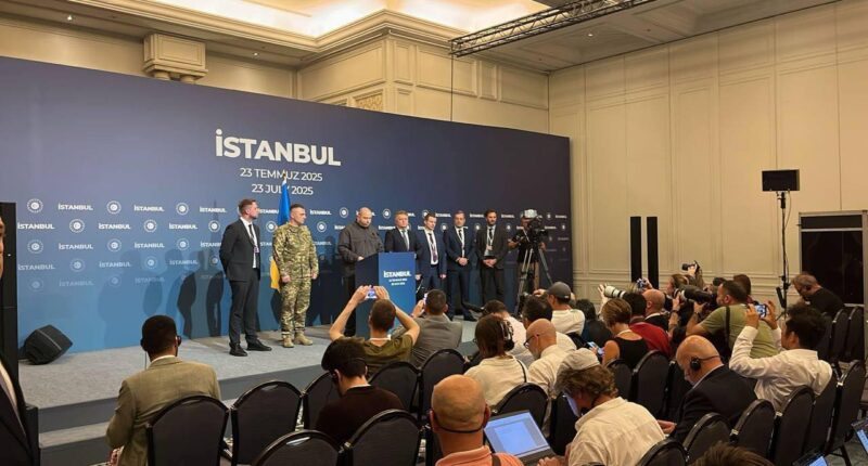 третій раунд переговорів у Стамбулі