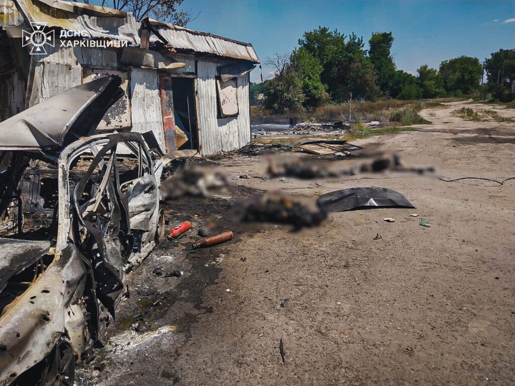 Армія РФ вбила людей на Харківщині, які прийшли отримати гуманітарну допомогу 4
