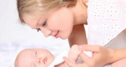 Новонароджена дитина