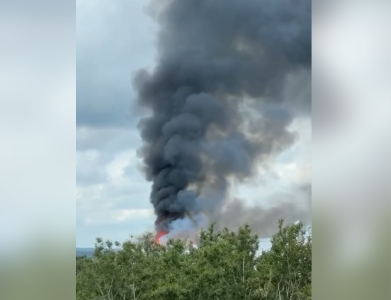 В Росії горить завод