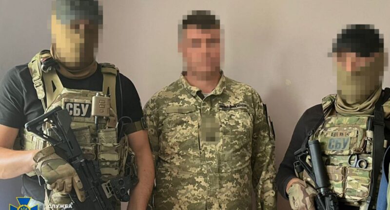 СБУ викрила зрадника в лавах Повітряних сил, який допомагав РФ готувати атаки по аеродромах
