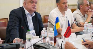 Котін отримав солідні виплати в день звільнення