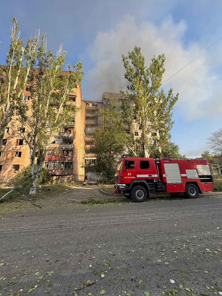 Внаслідок обстрілу РФ Костянтинівка залишилася без газу, пошкоджена розподільча станція 7