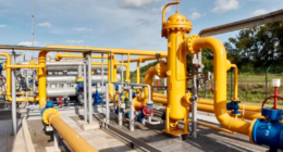 ЄС готується відмовитися від газу і нафти з РФ до 2027 року