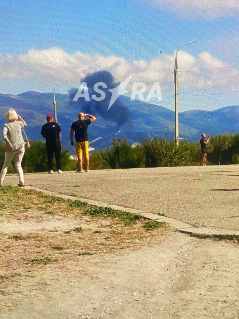 Базу Чорноморського флоту РФ - Новоросійськ, атакували дрони і безекіпажні катери 1