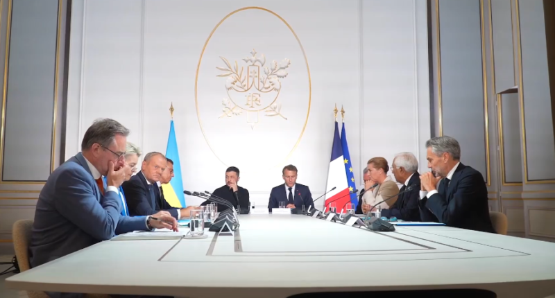 Зустріч "Коаліції охочих" у Парижі