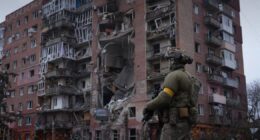 про загрозу оточення у Покровську