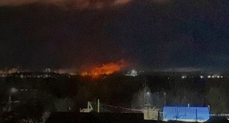 Сили оборони України вночі уразили два НПЗ та один газопереробний завод у Росії