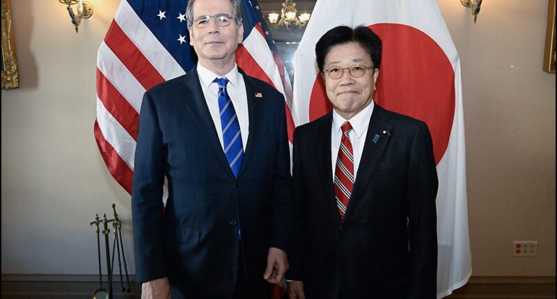 США закликали Японію відмовитися від російської нафти