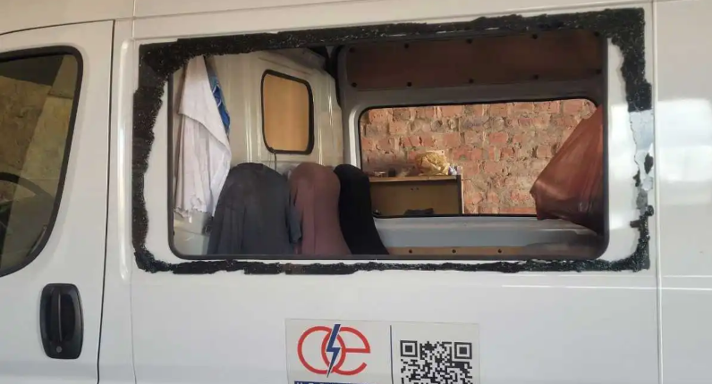 Машина енергетиків.