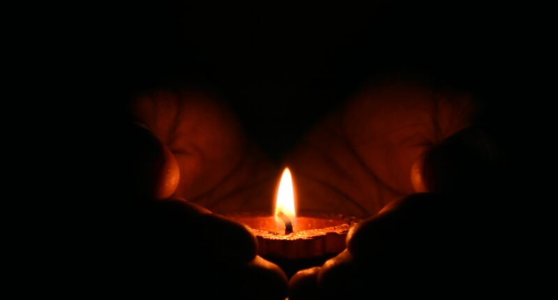 Кремль прагне розділити і знеструмити Україну