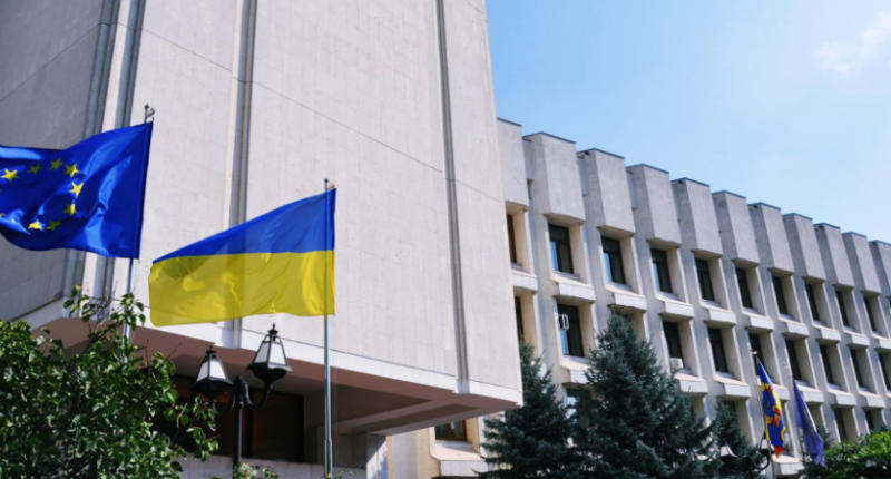 конкурс в інституті міжнародних відносин