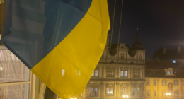 український прапор на парламенті у Чехії