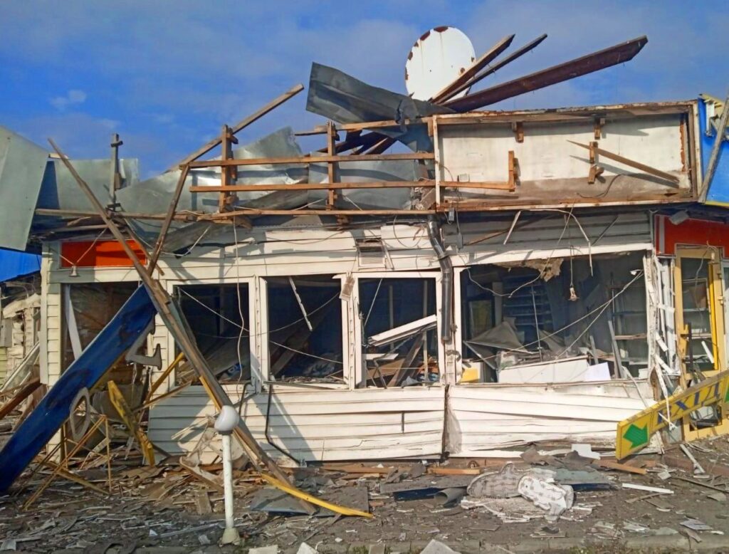 Росіяни КАБами і БПЛА обстріляли Дніпропетровщину 7