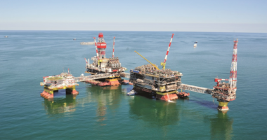 СБУ зупинили роботу нафтової платформи на Каспії