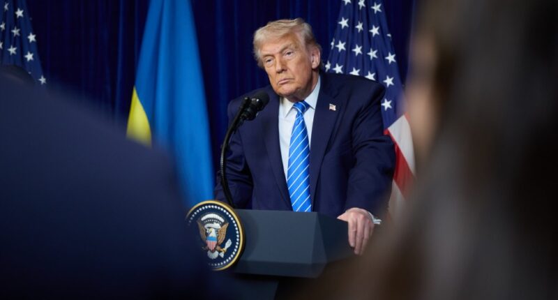 опитування про Трампа