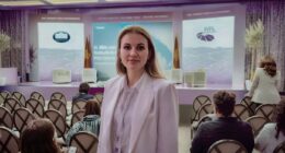 обшуки в Анни Скороход