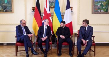 США хочуть відірвати Зеленського від Європи