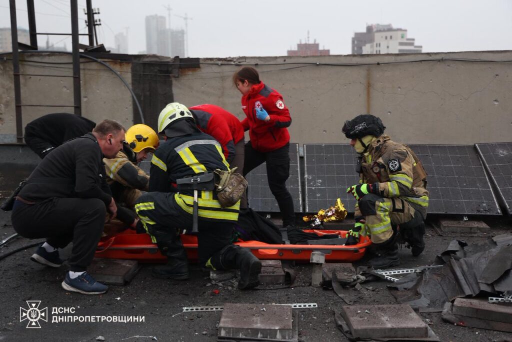 Росія атакувала Дніпро балістикою 8