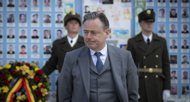 Барт де Вевер про репараційну позику